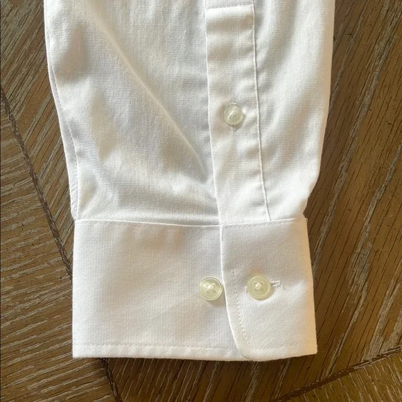 Men's Van Heusen White Dress Shirt - Picture 7 of 8